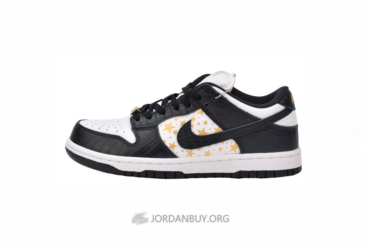 Supreme x Nike Dunk Low OG SB QS "Black" DH3228-102