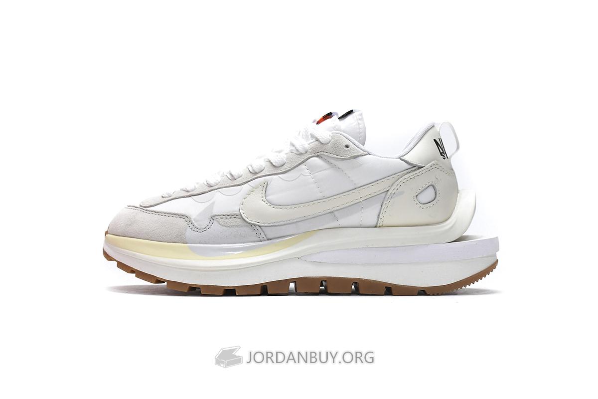 Nike Vaporwaffle sacai "Sail Gum" DD1875-100