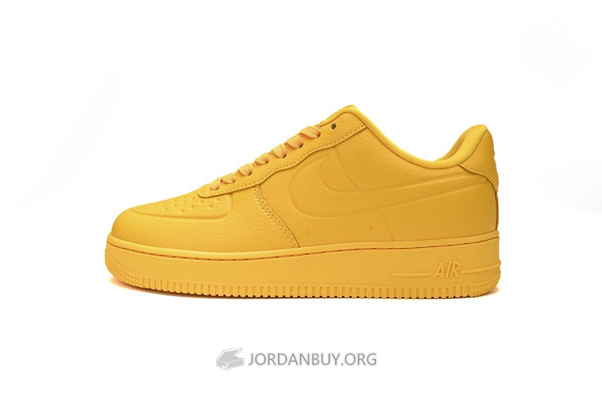 Nike Air Force 1 Low 07 Pro-Tech "University Gold" FB8875-700