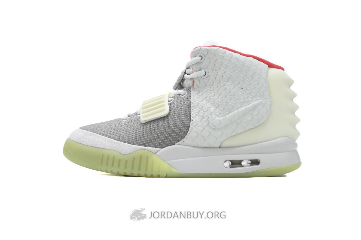 Nike Air Yeezy 2 "Pure Platinum" 508214-010