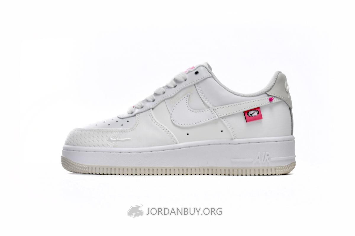 Nike Air Force 1 Low 07 LX "Pink Bling" DX6061-111